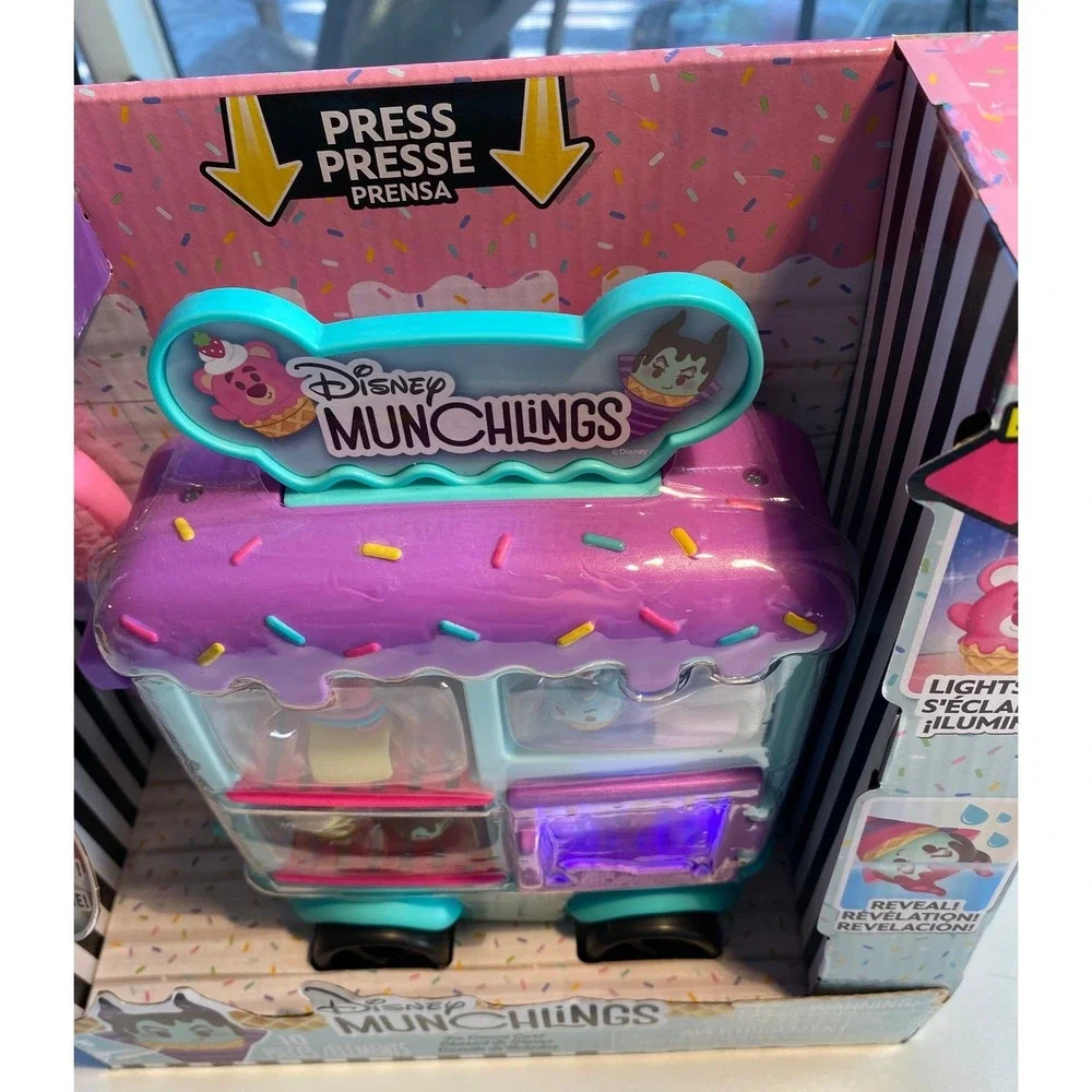 Disney Munchlings‎ Ice Cream Cart Playset 5 Exclusive Figures Lights Up Scented